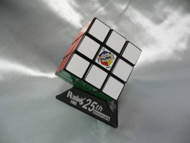 004_Rubik's_Cube_25