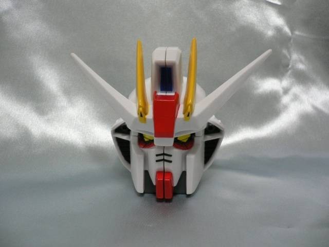 01_Strike_Gundam